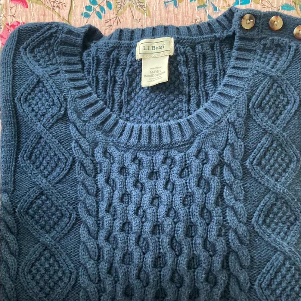 L. L. Bean Navy  Fisherman Sweater Medium
